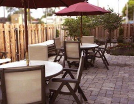 The Chariot Hotel Louisville Exterior photo
