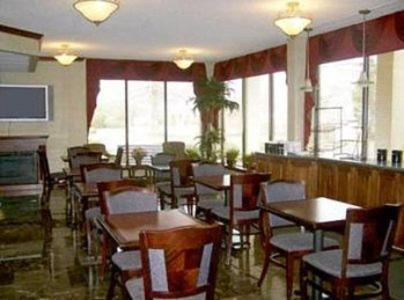 The Chariot Hotel Louisville Restaurant photo